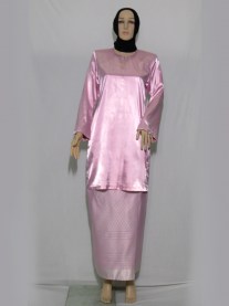 kebaya-labuh-lace-pink-front